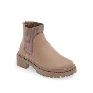 Steve Madden Kids' JHazel Boot (Little Kid & Big Kid)
TAUPE, Size 3 M